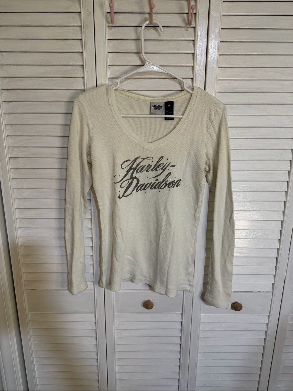 Harley-Davidson Cream V-Neck Long Sleeve Logo Tee